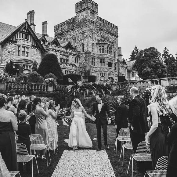 Meet your Posher, Lori - Picture 1 of 1